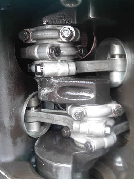 The cause of overheated exhaust temperature of semi-sealed piston machine