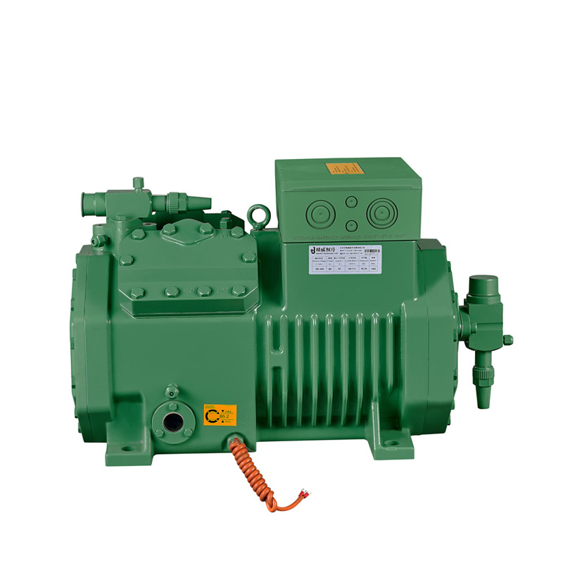 Medium Four-Cylinder Piston Compressor